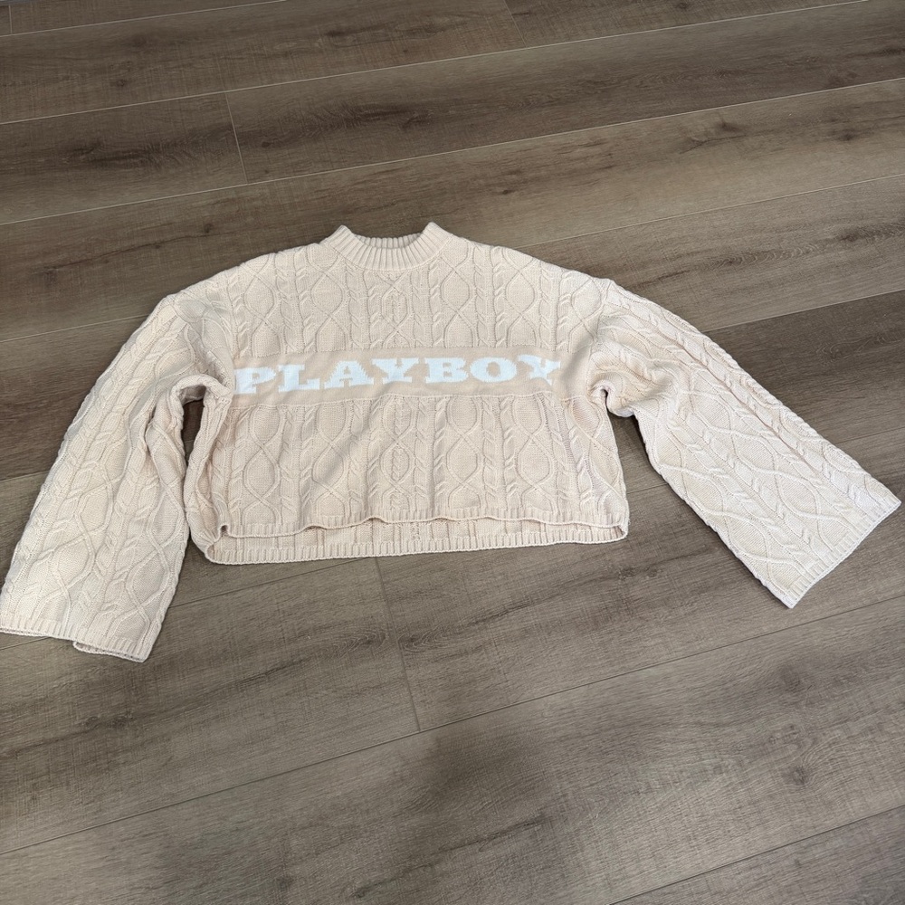 PLAYBOY x MISGUIDED Cropped Sweater Baggy Flared Sleeve Cable Knit Chunky Beige‎